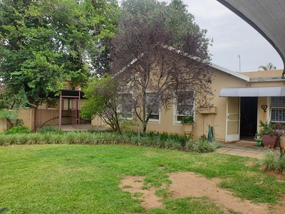 House For Sale in Protea Park