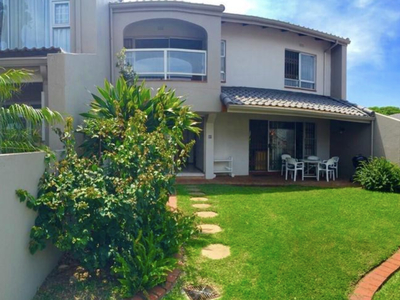 Townhouse For Sale in UMHLANGA ROCKS