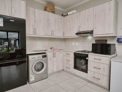 2 Bedroom Apartment For Sale in Brackenfell South