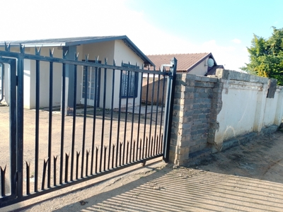 3 Bedroom House For Sale in Soshanguve A