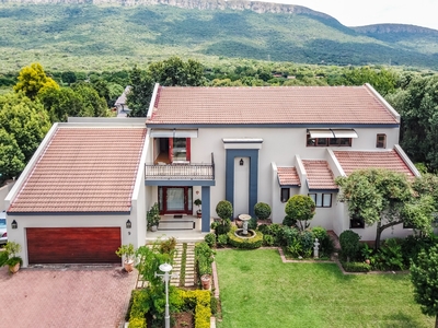 4 Bedroom House For Sale in Magalies Golf Estate