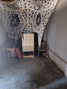 URGENT SALE,4 bedroom house for sale in ivory park ext 2 with and 3 outside rooms for R610000 neg...