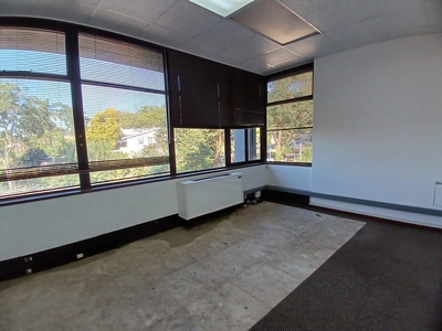 147m² Office To Let in Westville