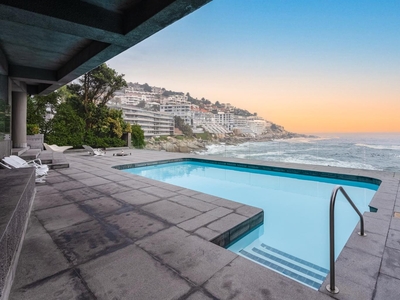 Apartment Rental Monthly in Bantry Bay
