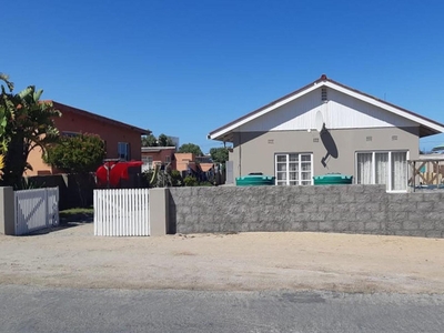 FNB Bank Owned 3 Bedroom House for Sale in Port Nolloth - MR