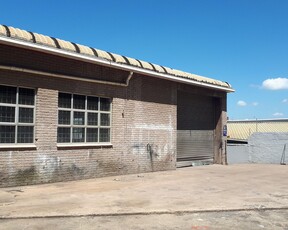 1,100m² Warehouse To Let in Springfield