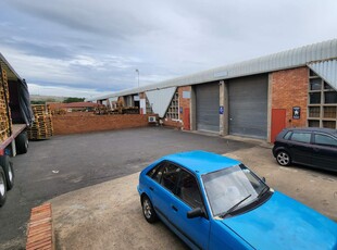 1317m2 Warehouse TO RENT / TO LET in Springfield Park | Swindon Property
