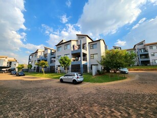 2 Bedroom Apartment To Let in Honeydew Grove