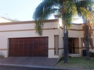 4 Bedroom modern townhouse to rent