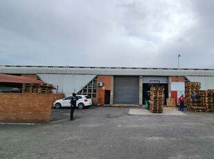 644m2 Midi-Factory TO RENT / TO LET in Springfield Park | Swindon Property