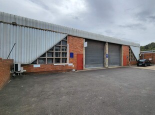 673m2 Warehouse TO RENT / TO LET in Springfield Park | Swindon Property