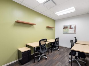 Find office space in Regus Central for 5 persons with everything taken care of