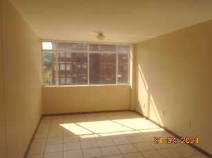 Spacious 2 Bedroom flat to let