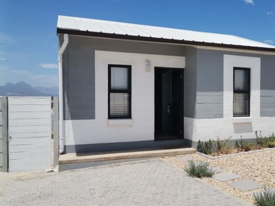 2 Bedroom house for sale in Fisantekraal, Cape Town