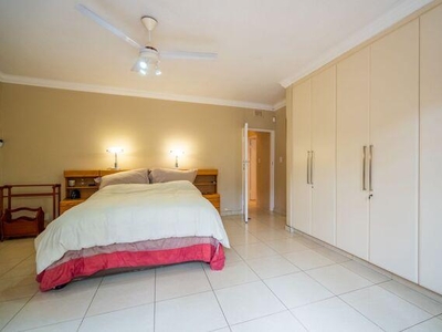 5 bedroom, Kloof KwaZulu Natal N/A