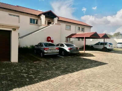 Apartment For Rent In Country View, Midrand