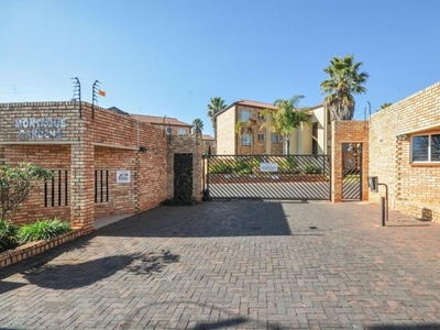 Apartment For Sale In Horison, Roodepoort