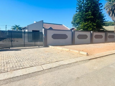 Apartment For Rent In Flora Park, Polokwane