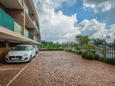 Apartment For Rent In Florida North, Roodepoort