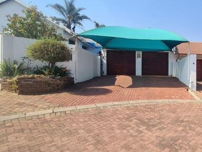 Apartment For Rent In Halfway Gardens, Midrand