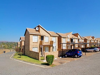 Apartment For Rent In Honeypark, Roodepoort