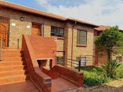 Apartment For Rent In Weltevreden Park, Roodepoort