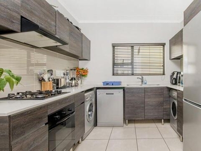 Apartment For Sale In Bryanston East, Sandton