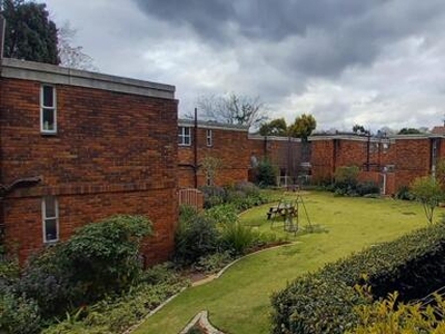 Apartment For Sale In Essexwold, Bedfordview