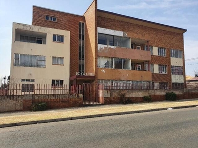 Apartment For Sale In Kenilworth, Johannesburg