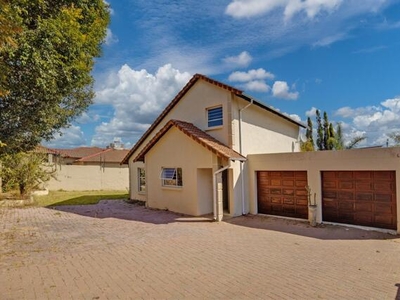House For Rent In Broadacres, Sandton