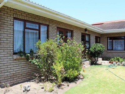 House For Rent In Heiderand, Mossel Bay