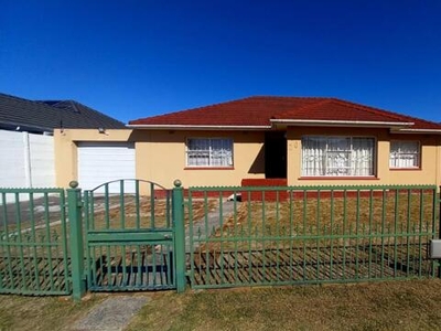 House For Rent In Penlyn Estate, Cape Town