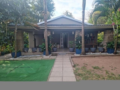 House For Rent In Queensburgh Central, Queensburgh