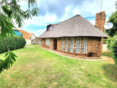 House For Rent In Suideroord, Johannesburg