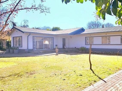 House For Sale In Bayswater, Bloemfontein