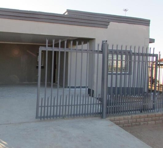 House For Sale In Bellvue, Upington