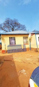 House For Sale In Bezuidenhout Valley, Johannesburg