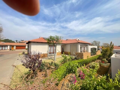 House For Sale In Featherwood Retirement Estate, Pretoria
