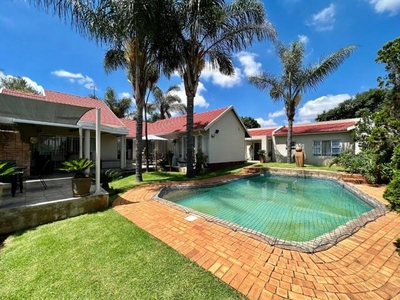 House For Sale In Highway Gardens, Germiston