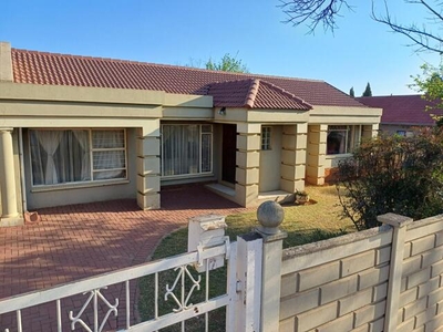 House For Sale In Leondale, Germiston