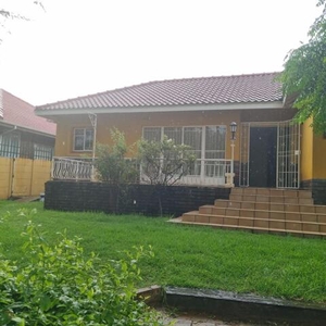 House For Sale In Linmeyer, Johannesburg