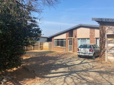 House For Sale In Miederpark, Potchefstroom