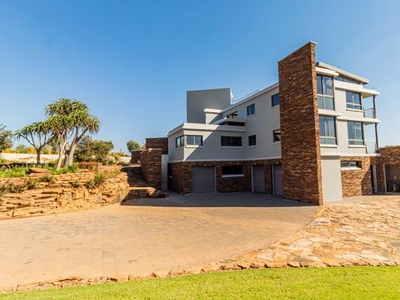 House For Sale In Mooikloof Heights, Pretoria