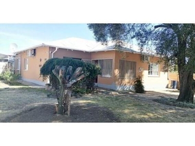 House For Sale In Odendaalsrus, Free State