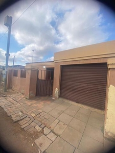 House For Sale In Senaoane, Soweto