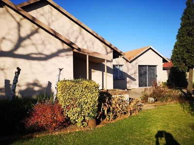 House For Sale In Vaalpark, Sasolburg