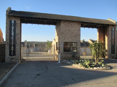 Townhouse For Rent In Bothasrus, Despatch