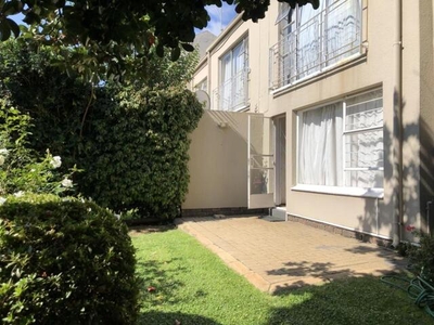 Townhouse For Sale In Bedford Gardens, Bedfordview