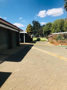 Townhouse For Sale In Clayville East, Midrand