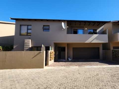 Townhouse For Sale In Monument, Krugersdorp